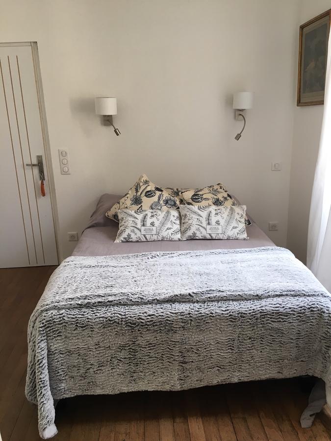 Les Appartements D Artiste De La Villa Du 15 - Restaurant La Maison - Piscine Chauffee Les Eyzies-de-Tayac-Sireuil Kültér fotó
